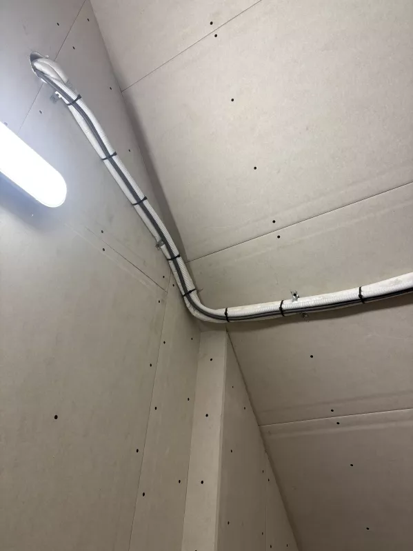 Leiding installatie airco schuiferskapelle Jeffrey Soenens