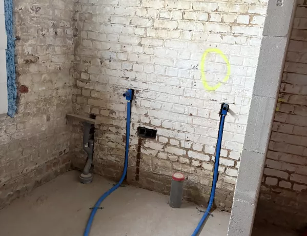 installatie Alpex leidingen door Jeffrey Soenens te Ronse 