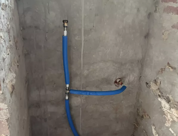 installatie Alpex leidingen door Jeffrey Soenens te Ronse 
